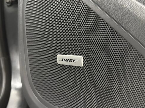 Used 2017 Chevrolet Bolt Premier w/ Driver Confidence II Package image 32