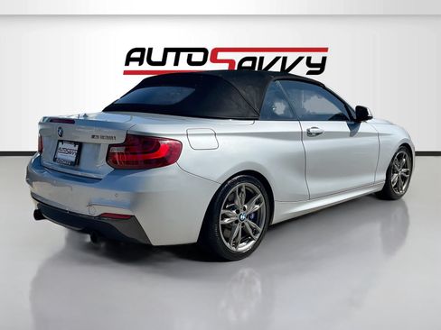 Used 2015 BMW M235i Convertible RWD image 7