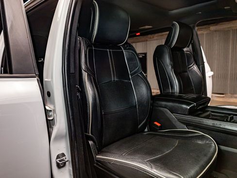 Used 2022 RAM 3500 Limited image 26