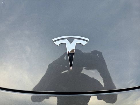 Used 2023 Tesla Model 3 Standard Range RWD image 30