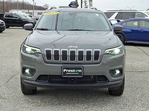 Used 2021 Jeep Cherokee Latitude Lux w/ Comfort/Convenience Group image 2