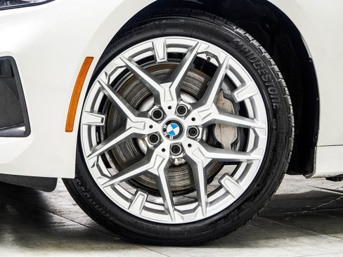 Used 2025 BMW 330i xDrive 330i xDrive image 3