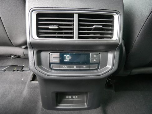 New 2026 Volkswagen Atlas SE AWD/4WD image 9