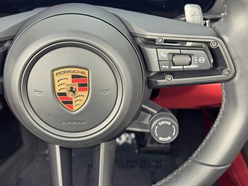 Used 2025 Porsche 911 Carrera image 21