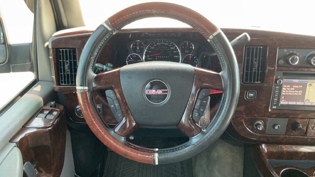 Used 2014 GMC Savana 1500 RWD image 9