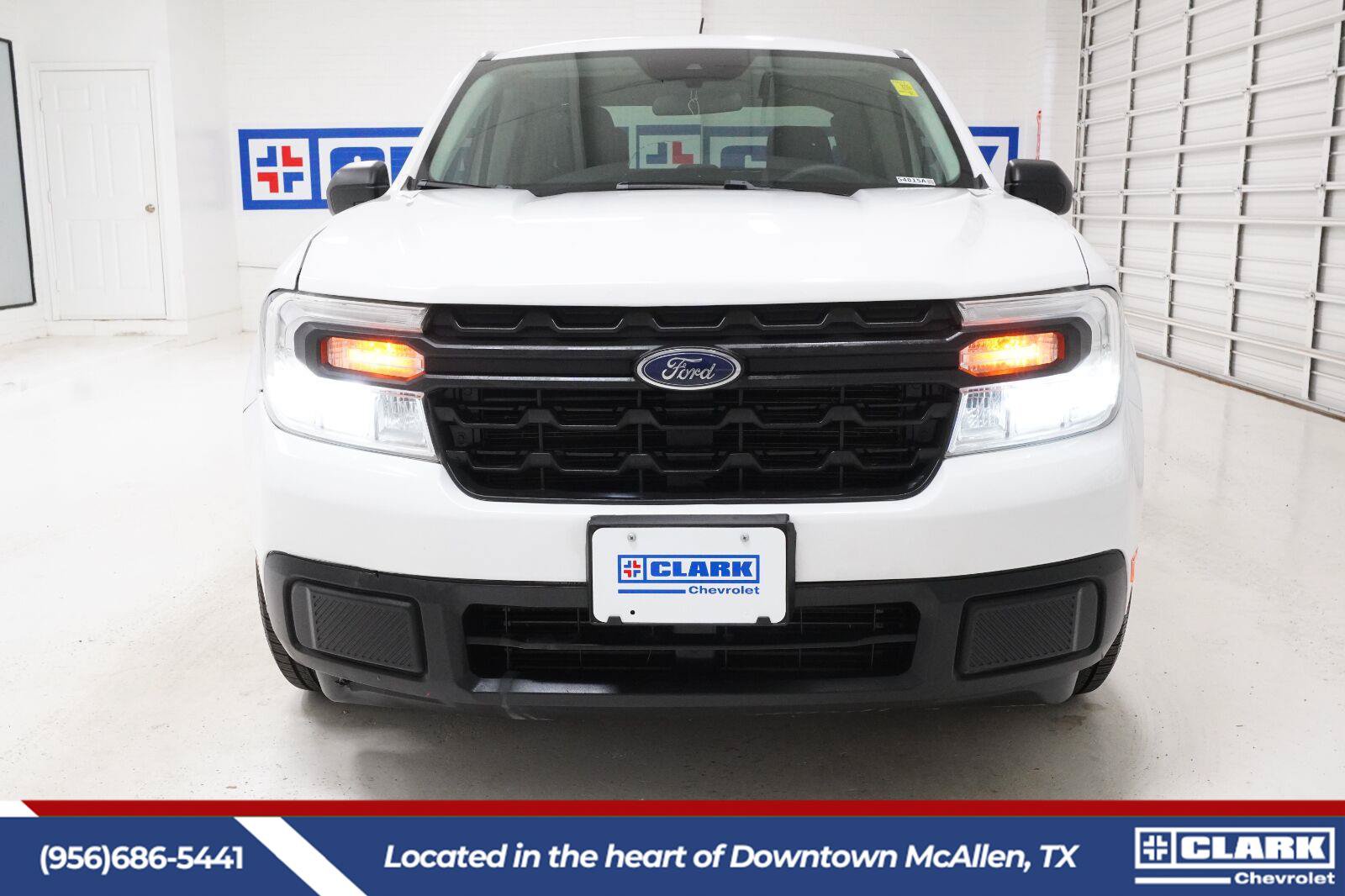 Used 2022 Ford Maverick XL FWD image 3