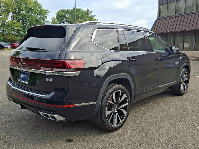 Used 2024 Volkswagen Atlas SEL Premium R-Line AWD/4WD image 11