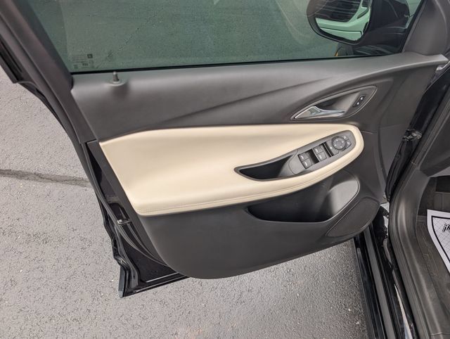 Used 2025 Buick Encore GX Sport Touring FWD image 14