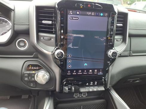 New 2026 RAM 1500 Laramie AWD/4WD image 16