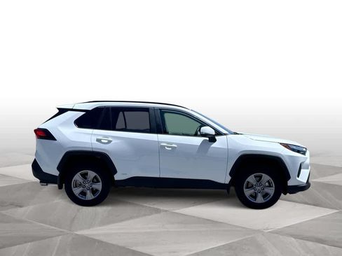 Used 2025 Toyota RAV4 XLE w/ Convenience Package AWD/4WD image 8