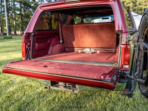 Used 1995 Ford Bronco XLT AWD/4WD image 91