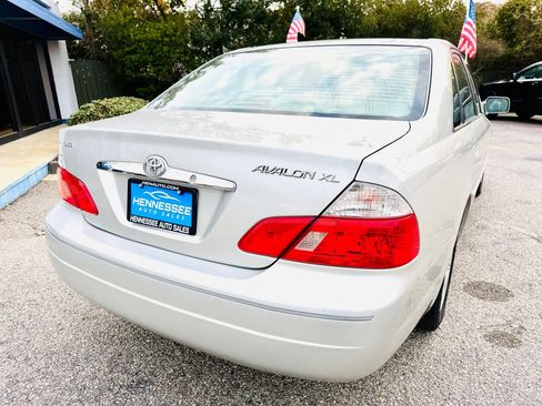 Used 2003 Toyota Avalon XL image 17