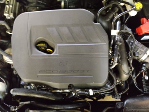 Used 2019 Ford Fusion SE w/ Equipment Group 151A image 30