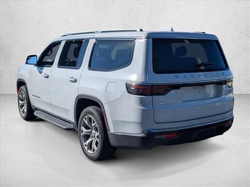 Used 2022 Jeep Wagoneer Series II w/ Convenience Group I image 7
