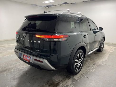 Used 2024 Nissan Pathfinder Platinum w/ Cargo Package image 12