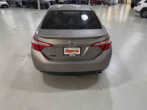 Used 2016 Toyota Corolla LE FWD image 8