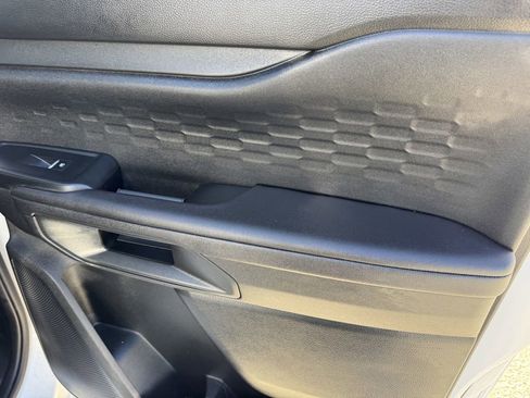 Used 2025 Ford Ranger XL image 9