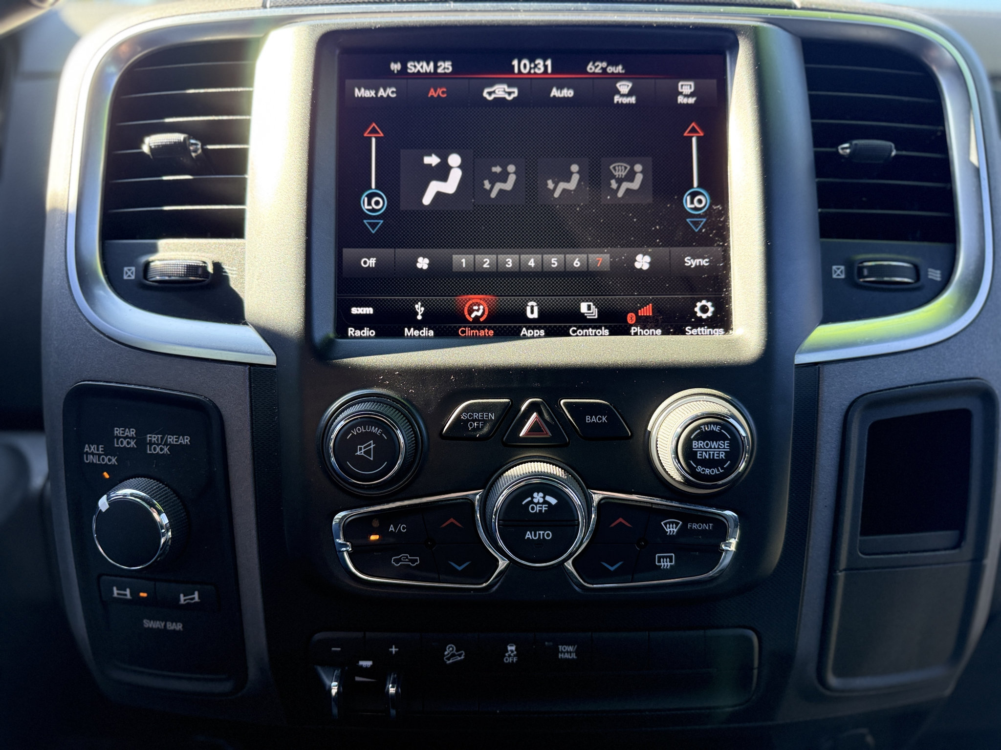 Used 2018 RAM 2500 Power Wagon w/ Luxury Group AWD/4WD image 36