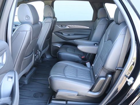 Used 2023 Buick Enclave Avenir w/ Avenir Technology Package AWD/4WD image 21