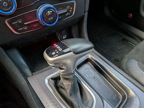 Used 2018 Dodge Charger R/T Scat Pack image 13