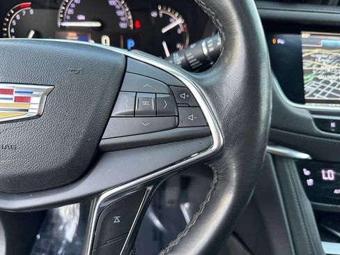 Used 2019 Cadillac XT5 Premium Luxury AWD/4WD image 46