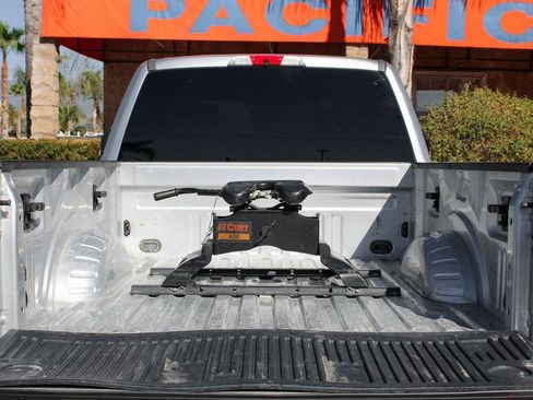 Used 2017 Ford F250 XLT w/ XLT Value Package AWD/4WD image 8