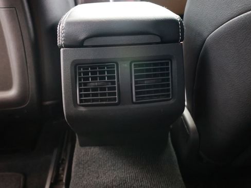 Used 2009 Dodge Challenger R/T RWD image 31