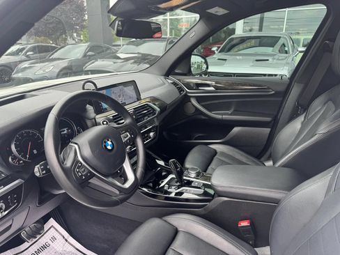 Used 2018 BMW X3 xDrive30i w/ Executive Package AWD/4WD image 9