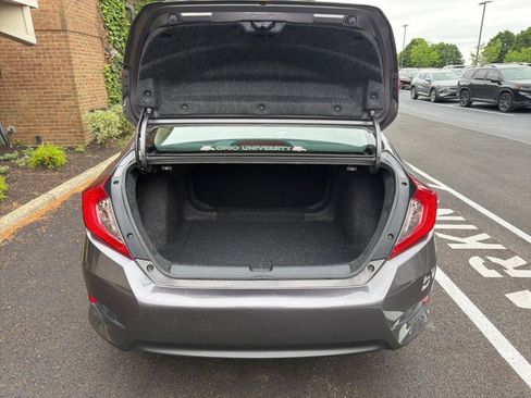 Used 2018 Honda Civic EX image 12