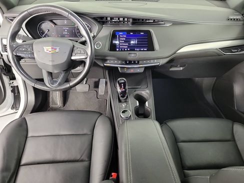 Used 2023 Cadillac XT4 Premium Luxury FWD image 15