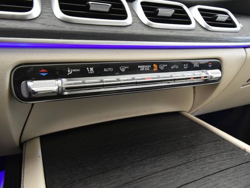 Used 2020 Mercedes-Benz GLE 350 4MATIC image 24