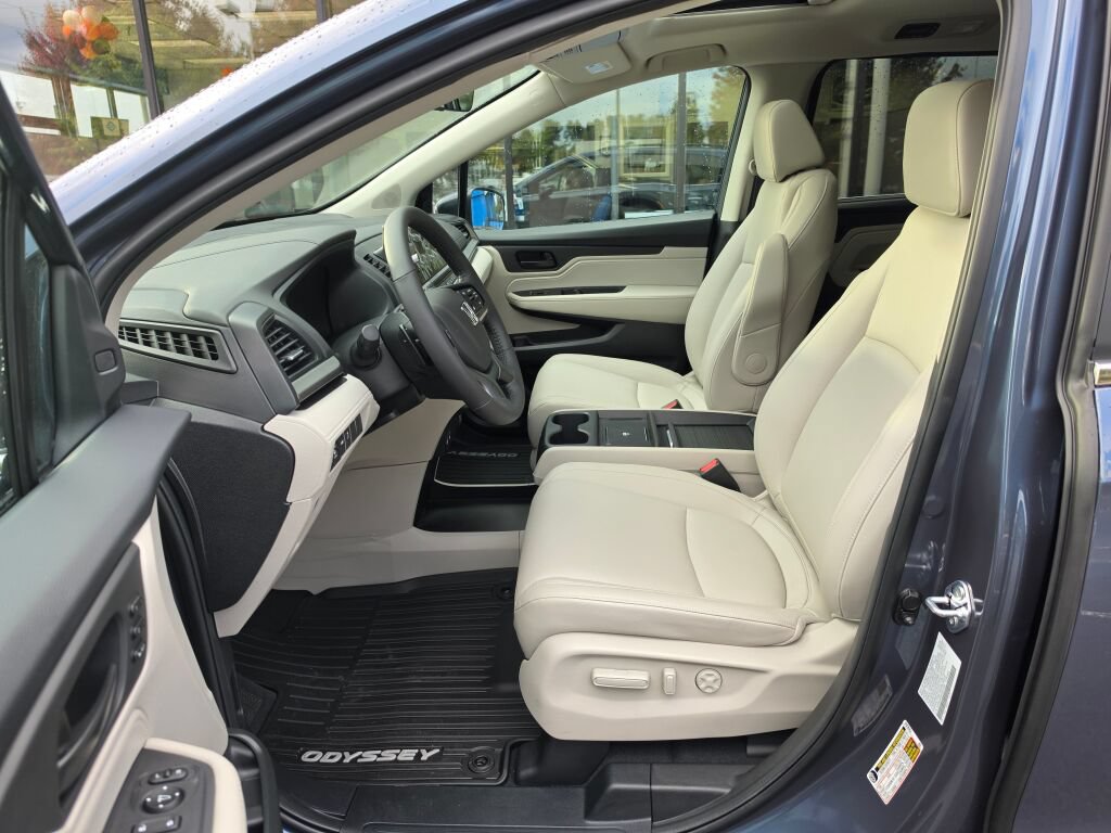 New 2027 Honda Odyssey EX-L image 18