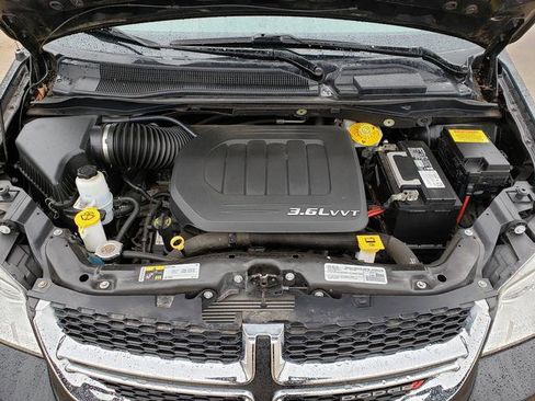 Used 2017 Dodge Grand Caravan SE w/ Power Window Group image 26