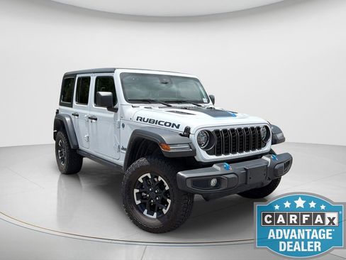 Used 2024 Jeep Wrangler Unlimited Rubicon 4xe AWD/4WD image 3