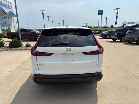 Used 2024 Honda CR-V EX-L image 5