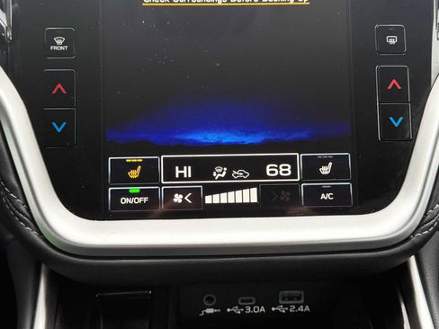 Used 2025 Subaru Outback Premium w/ Popular Package #1A image 25