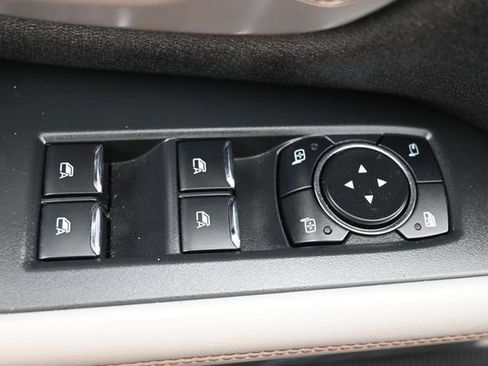 Certified 2025 Ford Expedition Active AWD/4WD image 14