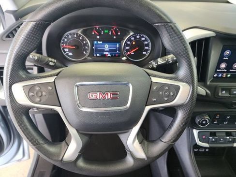 Used 2023 GMC Terrain SLE FWD image 18