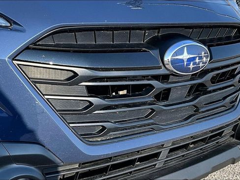 Used 2025 Subaru Outback Onyx Edition image 39