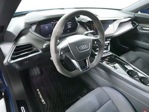 Used 2024 Audi e-tron GT Premium Plus AWD/4WD image 26