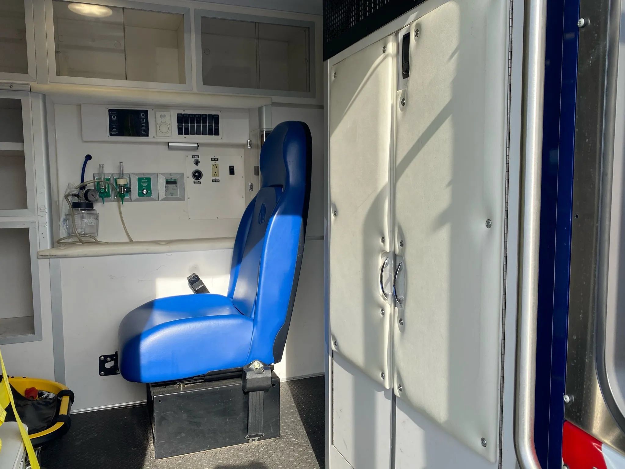Used 2013 Chevrolet Express 3500 w/ Ambulance Package RWD image 29