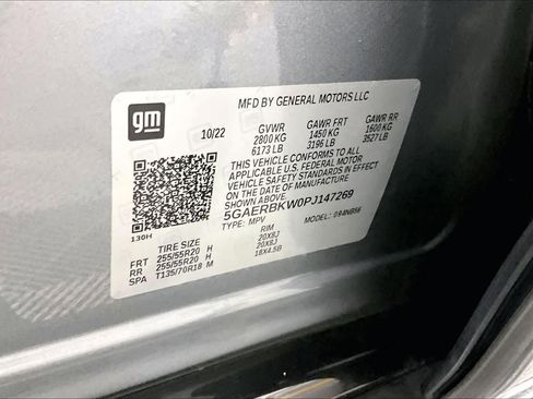 Used 2023 Buick Enclave Essence w/ Sport Touring Edition FWD image 34