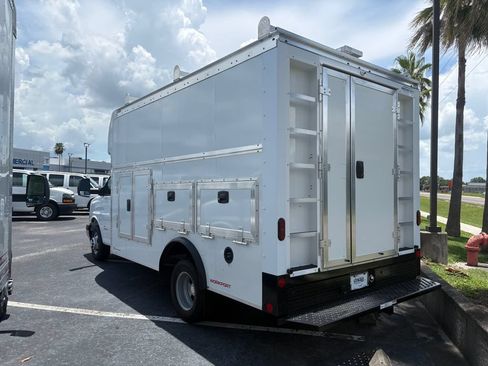 New 2026 Chevrolet Express 4500 w/ Power Convenience Package RWD image 2