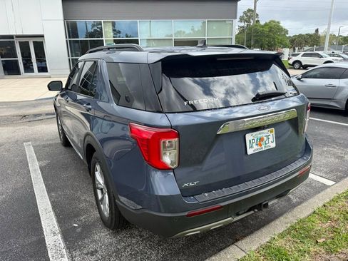 Used 2021 Ford Explorer XLT w/ Equipment Group 202A image 3