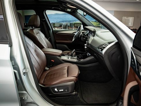 Used 2019 BMW X3 M40i w/ Premium Package image 21