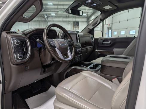 Used 2019 GMC Sierra 1500 SLT w/ SLT Premium Plus Package image 16