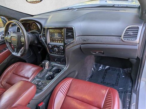 Used 2017 Jeep Grand Cherokee SRT AWD/4WD image 21
