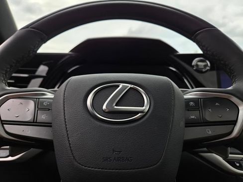 Used 2025 Lexus RX 350 AWD w/ Convenience Package image 33