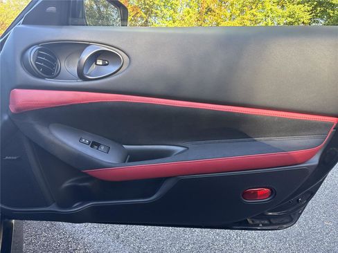 Used 2024 Nissan Z Performance w/ Floor Mat Package image 23