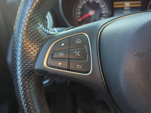 Used 2015 Mercedes-Benz C 300 4MATIC Sedan image 13